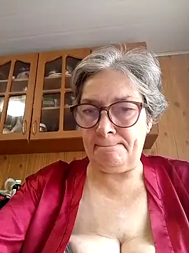 Snapshot of IrinaSweet54 chatting on 09/13/25, 07:08 IrinaSweet54 online show from 09/13/25, 07:08