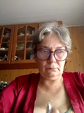 Snapshot of IrinaSweet54 chatting on 09/15/25, 07:19 IrinaSweet54 online show from 09/15/25, 07:19