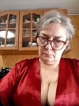 Snapshot of IrinaSweet54 chatting on 03/11/26, 07:58 IrinaSweet54 online show from 03/11/26, 07:58