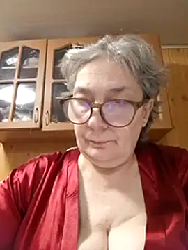 Snapshot of IrinaSweet54 chatting on 04/25/26, 07:33 IrinaSweet54 online show from 04/25/26, 07:33