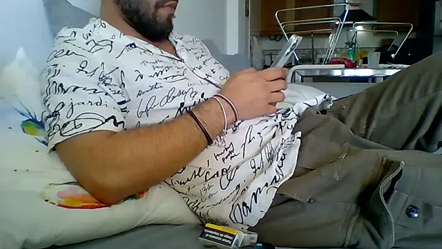 bobotatto online show from 05/11/26, 02:45