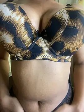 Snapshot of miss_lina chatting on 01/12/25, 05:24 miss lina online show from 01/12/25, 05:24