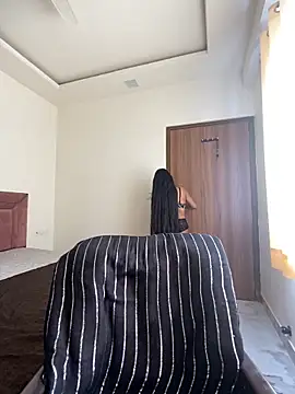 Snapshot of miss_lina chatting on 02/06/25, 08:18 miss lina online show from 02/06/25, 08:18