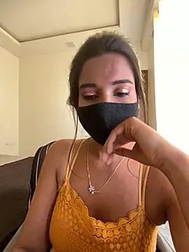 Snapshot of miss_lina chatting on 02/20/25, 05:01 miss lina online show from 02/20/25, 05:01