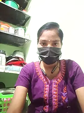 Snapshot of anusiya01 chatting on 02/12/25, 03:49 anusiya01 online show from 02/12/25, 03:49