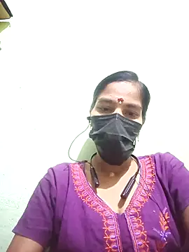 Snapshot of anusiya01 chatting on 09/10/25, 02:50 anusiya01 online show from 09/10/25, 02:50