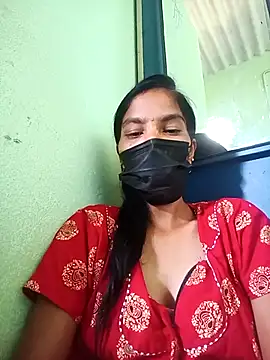 Snapshot of anusiya01 chatting on 09/24/25, 05:55 anusiya01 online show from 09/24/25, 05:55