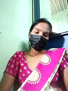 Snapshot of anusiya01 chatting on 09/26/25, 06:39 anusiya01 online show from 09/26/25, 06:39