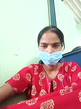 Snapshot of anusiya01 chatting on 10/13/25, 06:46 anusiya01 online show from 10/13/25, 06:46