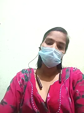 Snapshot of anusiya01 chatting on 11/15/25, 01:18 anusiya01 online show from 11/15/25, 01:18