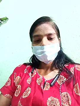 Snapshot of anusiya01 chatting on 11/20/25, 03:07 anusiya01 online show from 11/20/25, 03:07