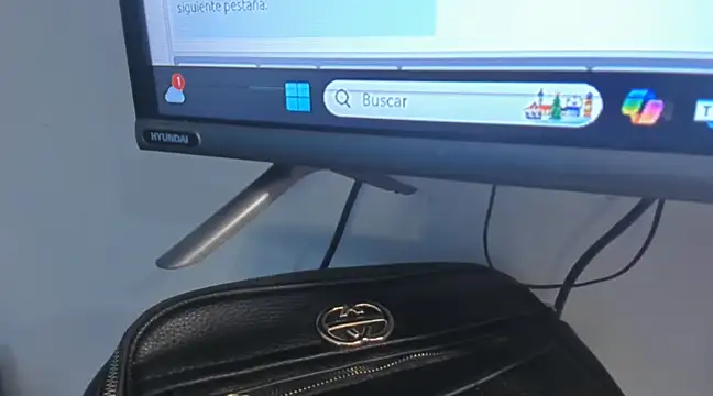 Snapshot of Cataleya19__ chatting on 12/19/24, 06:23 Cataleya19 online show from 12/19/24, 06:23