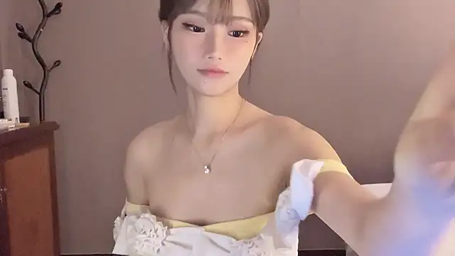 -XunMengLong- online show from 09/11/25, 04:29