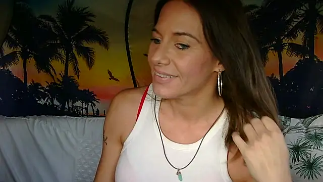 Snapshot of Sexyhottpunani chatting on 10/25/25, 02:13 Sexyhottpunani online show from 10/25/25, 02:13