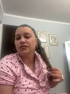 Snapshot of KaliRain69 chatting on 10/12/25, 04:22 KaliRain69 online show from 10/12/25, 04:22