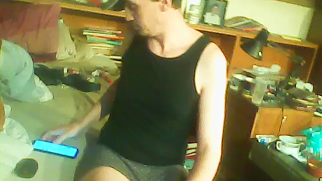 Snapshot of HOTMENVERYHOT chatting on 04/17/26, 05:38 HOTMENVERYHOT online show from 04/17/26, 05:38