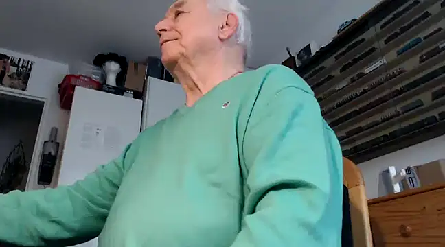 utilisasinus online show from 01/21/25, 12:29