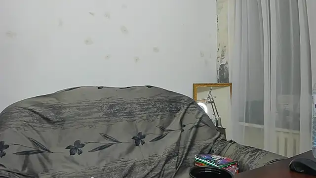 YourSuperModel online show from 12/19/24, 01:18