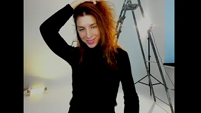 Snapshot of YourSuperModel chatting on 05/01/26, 02:32 YourSuperModel online show from 05/01/26, 02:32