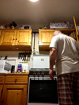 intx800 online show from 02/28/25, 03:15