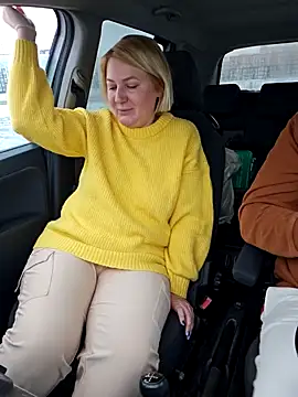 Snapshot of -Schweppes- chatting on 01/16/25, 07:49 -Schweppes- online show from 01/16/25, 07:49