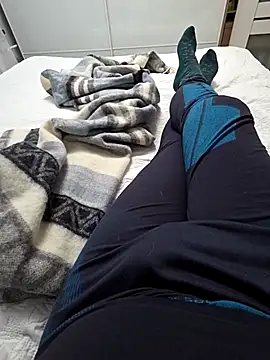 axecoman60 online show from 12/21/25, 07:54