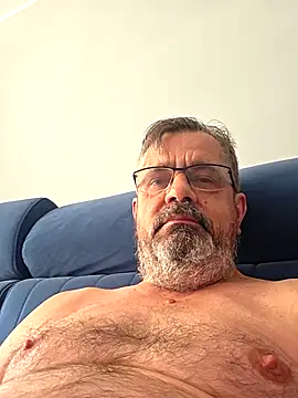 Snapshot of axecoman60 chatting on 03/13/26, 07:04 axecoman60 online show from 03/13/26, 07:04