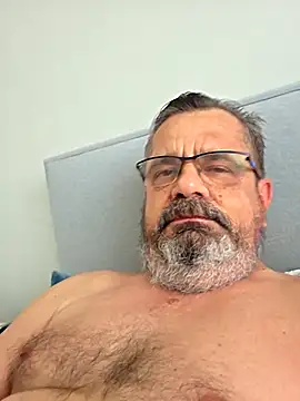 Snapshot of axecoman60 chatting on 03/17/26, 06:39 axecoman60 online show from 03/17/26, 06:39