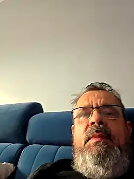 Snapshot of axecoman60 chatting on 03/29/26, 06:24 axecoman60 online show from 03/29/26, 06:24