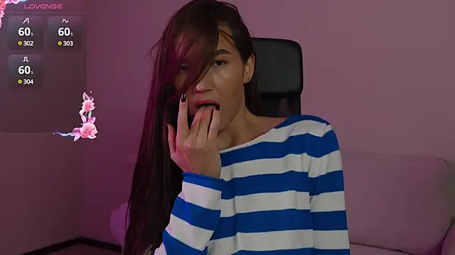 Snapshot of Bellla_Haddid chatting on 03/20/25, 01:37 Bellla Haddid online show from 03/20/25, 01:37