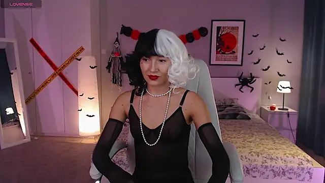 Snapshot of Bellla_Haddid chatting on 11/01/25, 01:18 Bellla Haddid online show from 11/01/25, 01:18