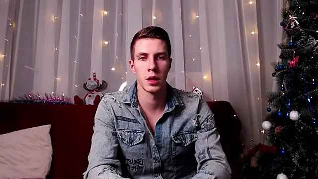Snapshot of Chris_Brien chatting on 01/18/25, 03:09 Chris Brien online show from 01/18/25, 03:09