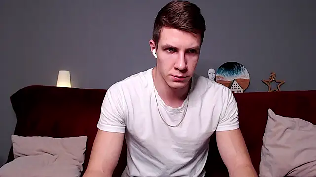 Snapshot of Chris_Brien chatting on 02/24/25, 03:42 Chris Brien online show from 02/24/25, 03:42