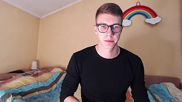 Snapshot of Chris_Brien chatting on 11/04/25, 11:42 Chris Brien online show from 11/04/25, 11:42