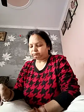 Snapshot of Kavya_kapoor chatting on 02/15/25, 04:03 Kavya kapoor online show from 02/15/25, 04:03