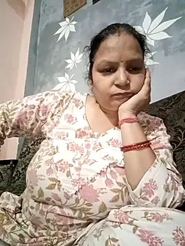 Snapshot of Kavya_kapoor chatting on 02/18/25, 04:48 Kavya kapoor online show from 02/18/25, 04:48