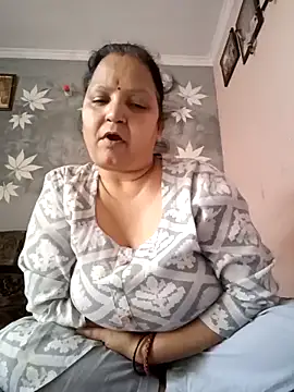 Snapshot of Kavya_kapoor chatting on 02/21/25, 02:39 Kavya kapoor online show from 02/21/25, 02:39