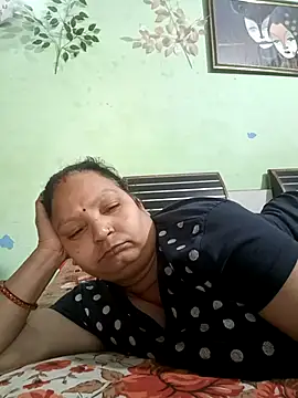 Snapshot of Kavya_kapoor chatting on 03/06/25, 11:47 Kavya kapoor online show from 03/06/25, 11:47