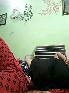 Snapshot of Kavya_kapoor chatting on 03/09/25, 05:06 Kavya kapoor online show from 03/09/25, 05:06