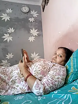 Snapshot of Kavya_kapoor chatting on 03/16/25, 06:53 Kavya kapoor online show from 03/16/25, 06:53