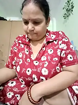 Snapshot of Kavya_kapoor chatting on 09/29/25, 08:41 Kavya kapoor online show from 09/29/25, 08:41