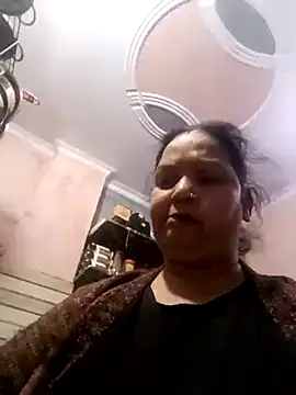 Kavya kapoor online show from 12/21/25, 03:46