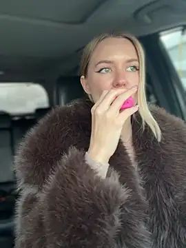 Snapshot of Devill_Angel_ chatting on 01/09/26, 10:18 Devill Angel online show from 01/09/26, 10:18