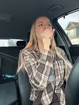 Snapshot of Devill_Angel_ chatting on 03/12/26, 06:30 Devill Angel online show from 03/12/26, 06:30