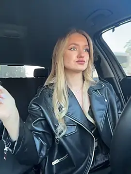 Snapshot of Devill_Angel_ chatting on 03/15/26, 06:52 Devill Angel online show from 03/15/26, 06:52