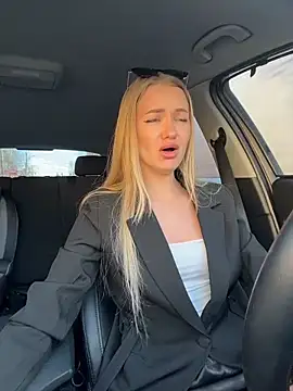 Snapshot of Devill_Angel_ chatting on 03/27/26, 11:21 Devill Angel online show from 03/27/26, 11:21