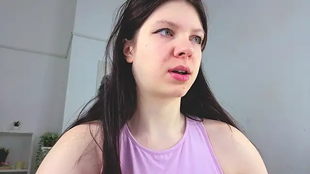 Snapshot of Baby_Evalena chatting on 01/08/26, 05:10 Baby Evalena online show from 01/08/26, 05:10