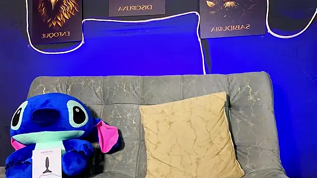 Snapshot of ERIC_HARRISON chatting on 12/21/25, 10:39 ERIC HARRISON online show from 12/21/25, 10:39