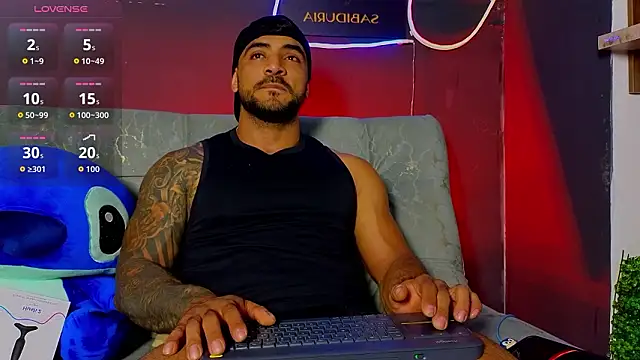 Snapshot of ERIC_HARRISON chatting on 02/18/26, 01:12 ERIC HARRISON online show from 02/18/26, 01:12