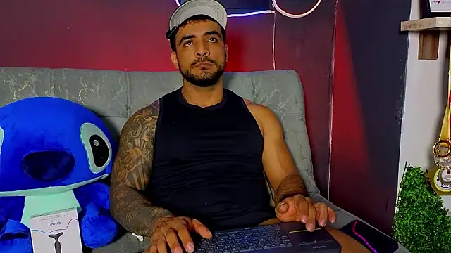 Snapshot of ERIC_HARRISON chatting on 03/20/26, 02:49 ERIC HARRISON online show from 03/20/26, 02:49